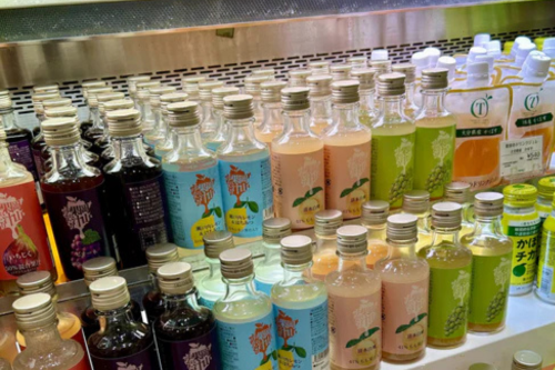 東京都の新宿高野本店様にてお買い求めいただけます!